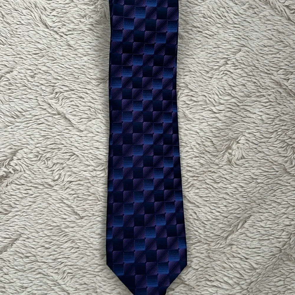 Van Heusen Silk Tie